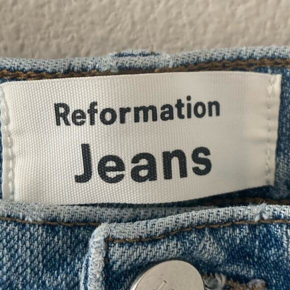 REFORMATION JEANS High Rise Malta Wash Fray Leg Denim - Picture 3 of 5